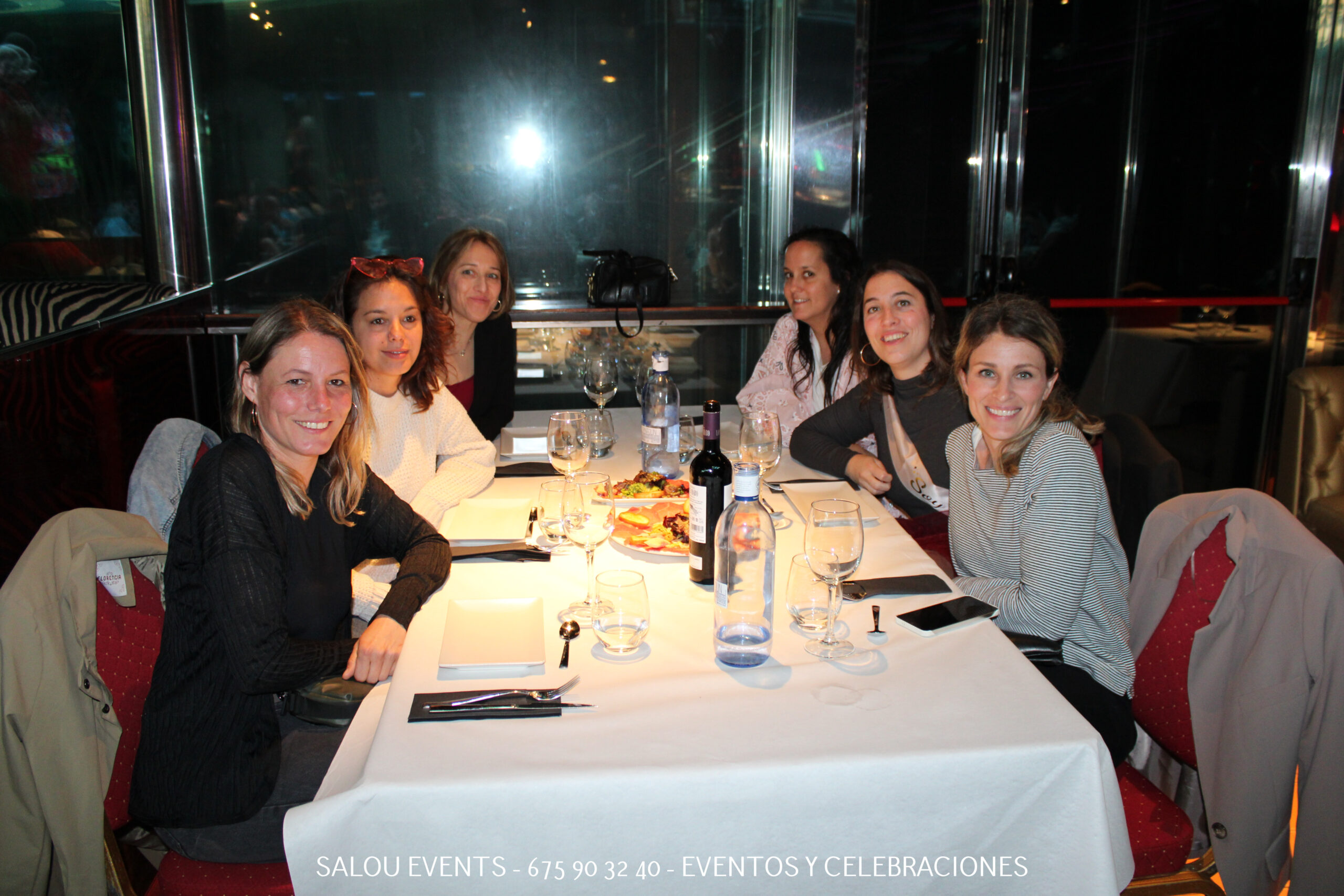 Cena despedida 2 mayo 2026 Tropical Salou – foto 2