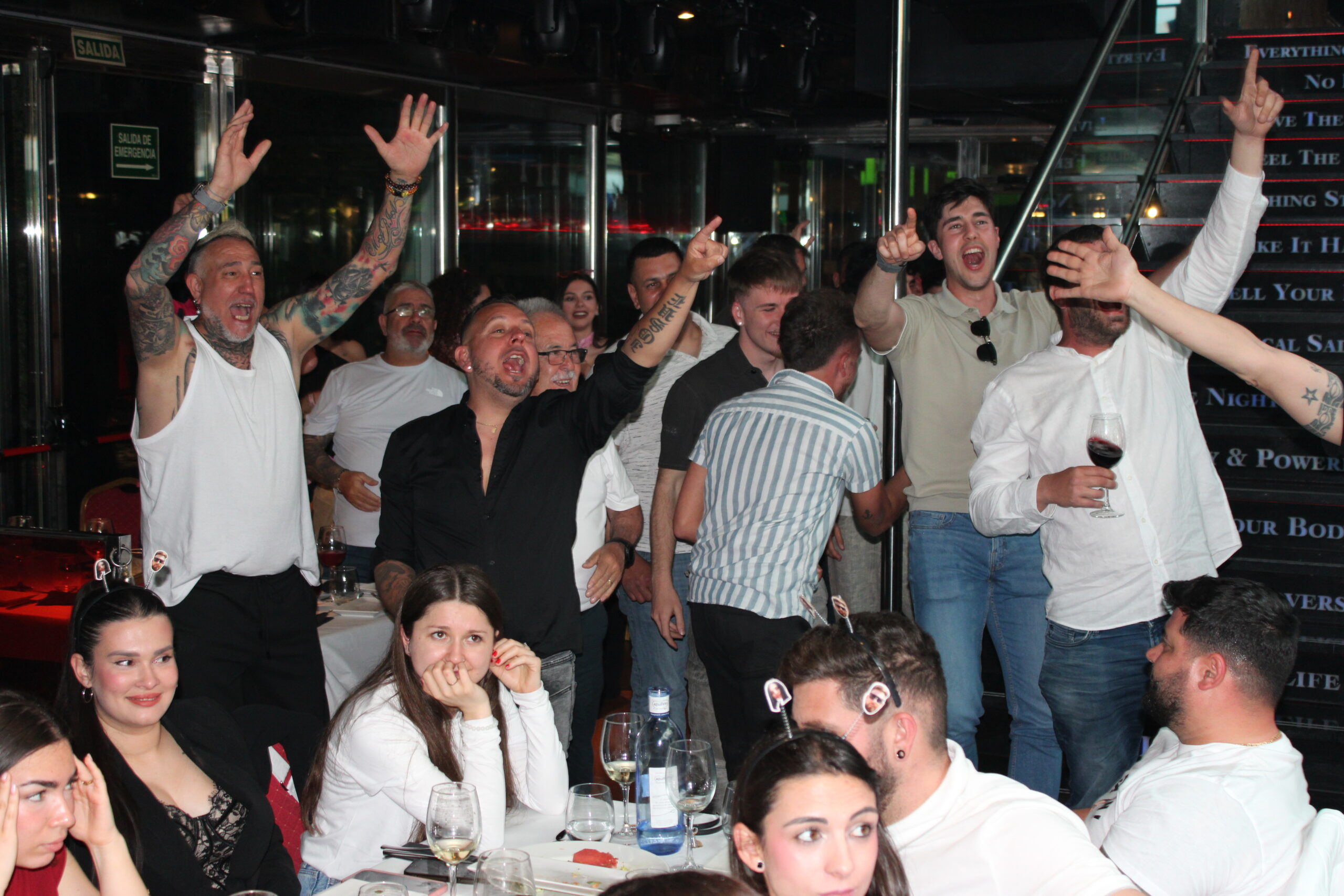 Cena despedida 18 abril 2026 Tropical Salou – foto 4